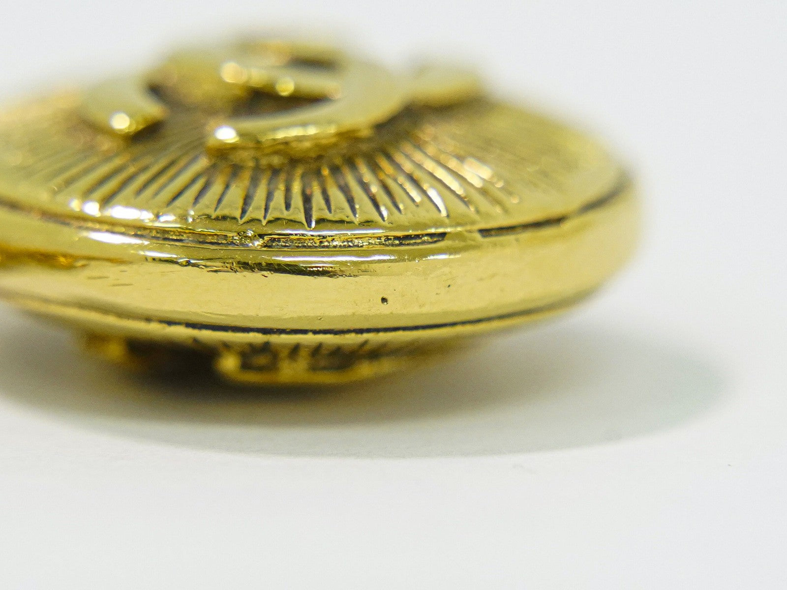 Chanel Vintage Medallion Necklace Metal