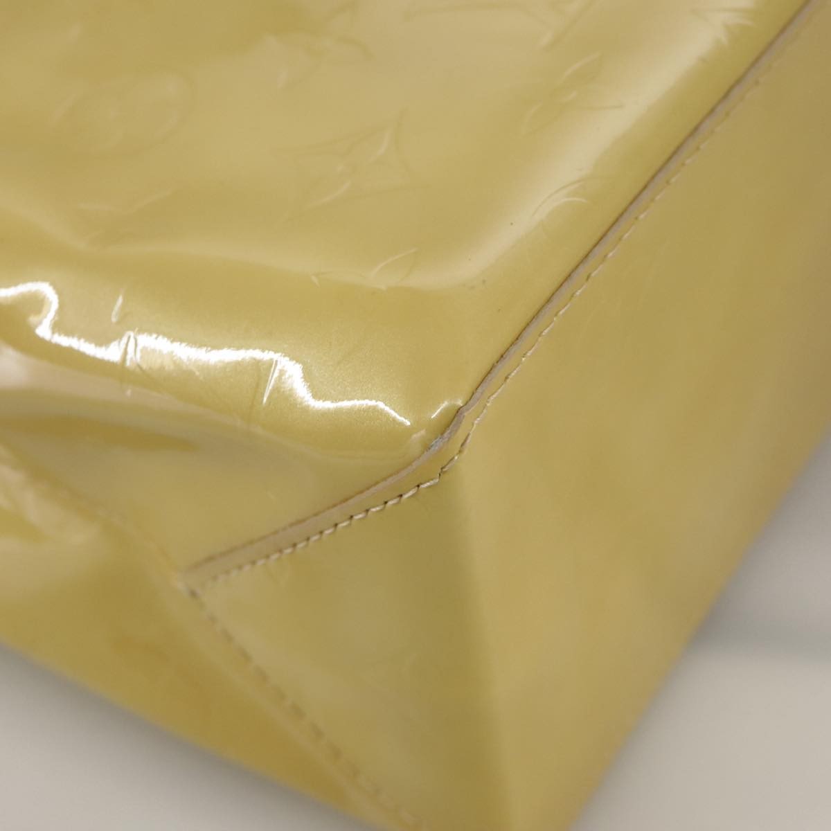 Louis Vuitton Reade Handbag Monogram Vernis