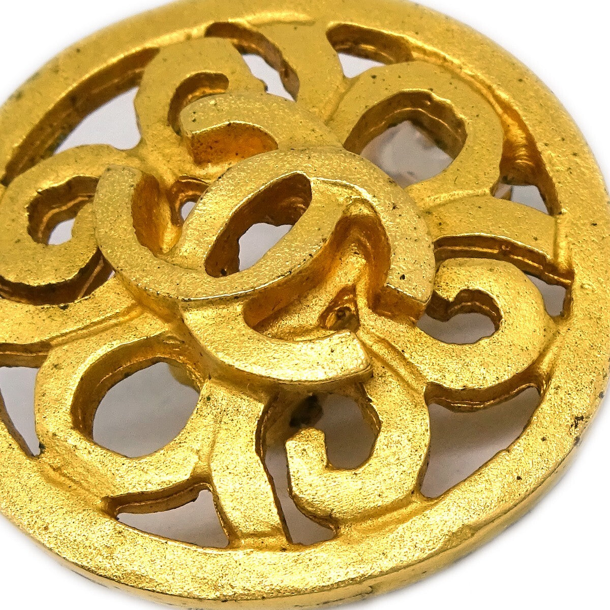 Chanel Vintage CC Round Clip-On Earrings Metal