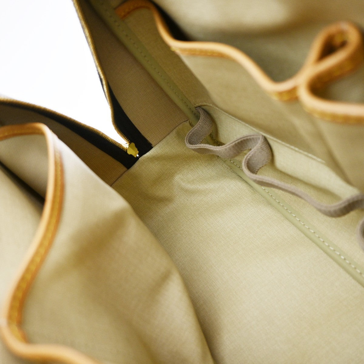 Louis Vuitton Deauville Handbag Monogram Canvas