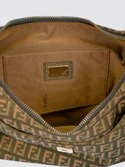 حقيبة فندي من قماش أخضر