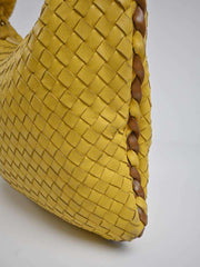 حقيبة يد بوتيغا فينيتا انترشياتو متوسطة الحجم